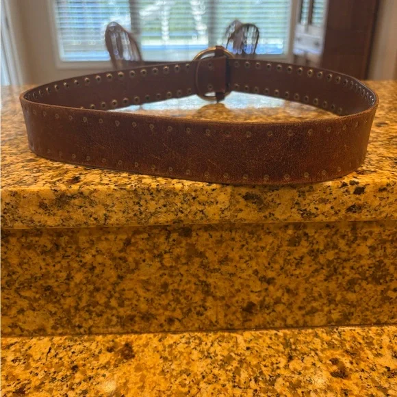 J Crew Vintage Studded Wide Leather Belt Made in England M Slip Through Buckle - Picture 2 of 9